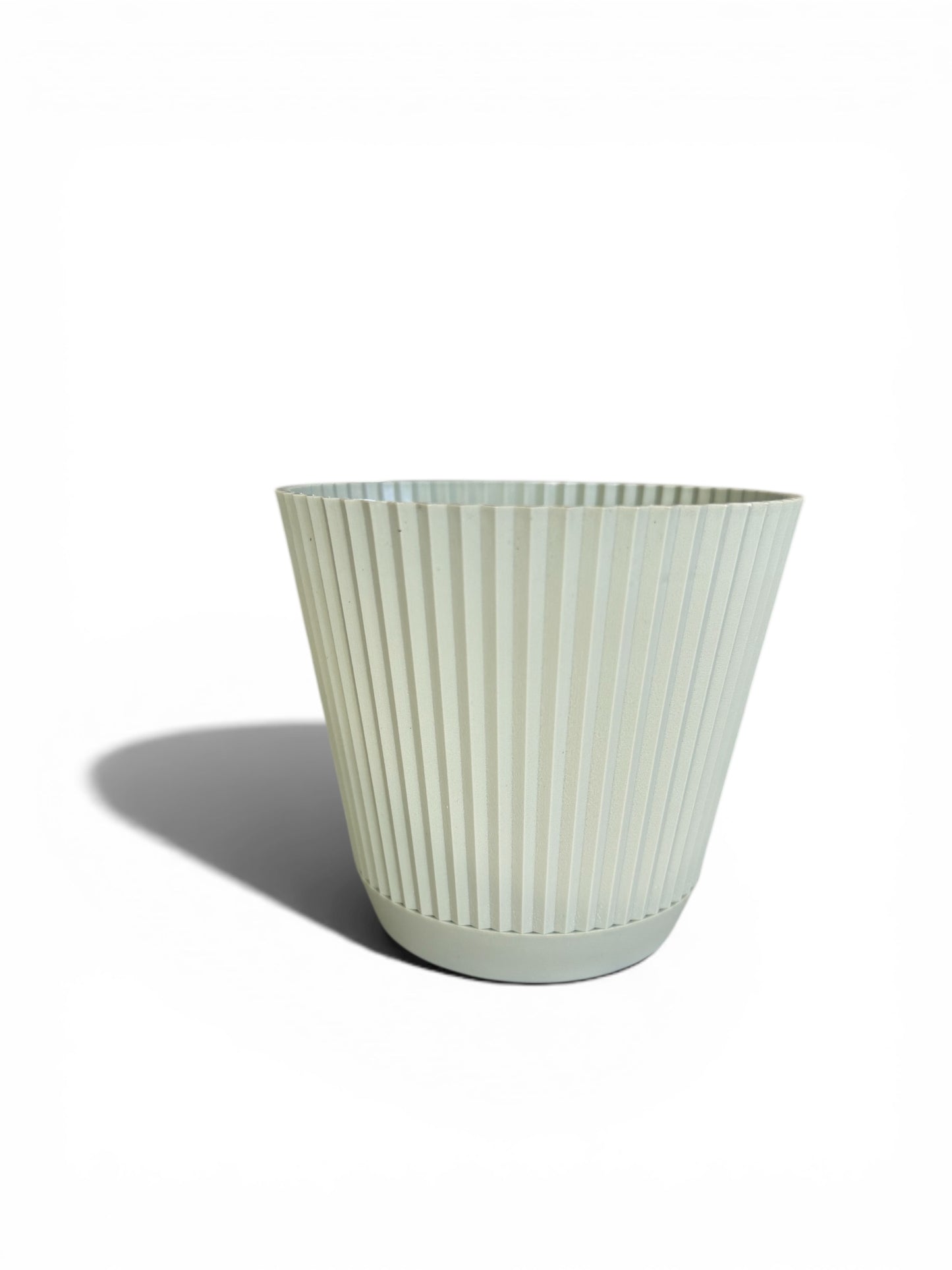 4” Decorative Ruffled Pot