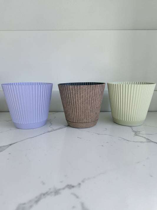 4” Decorative Ruffled Pot