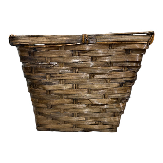 6” Pot Cover Basket Stained (square)